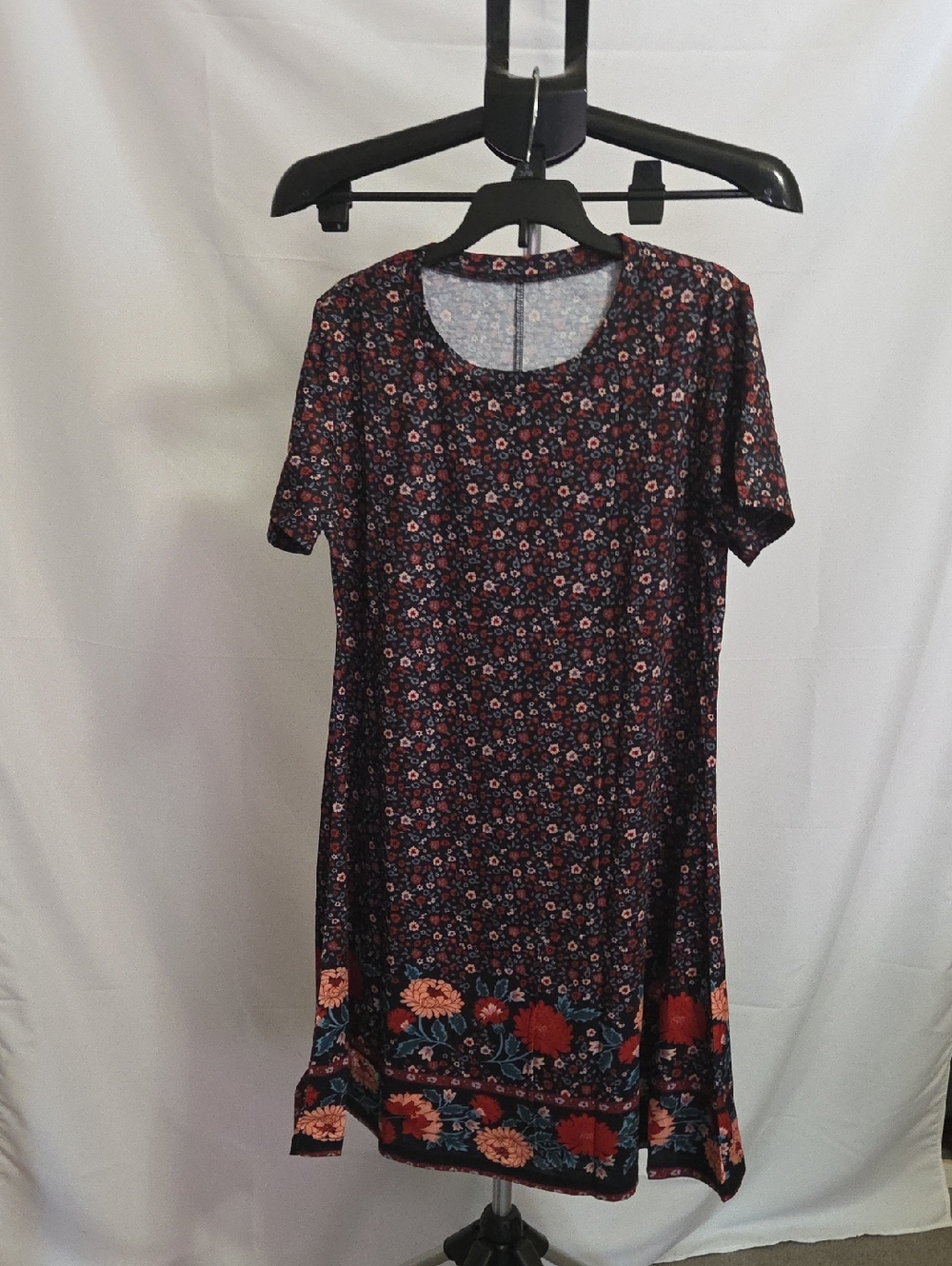 Short Sleeve Floral Midi Dress - Black Multi